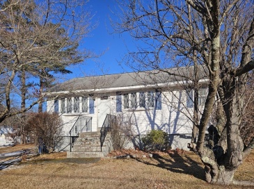 45 Pinewood Ave., Billerica, Massachusetts, 2 Bedrooms Bedrooms, 7 Rooms Rooms,1 BathroomBathrooms,Residential,For Sale,Pinewood Ave.,73461409