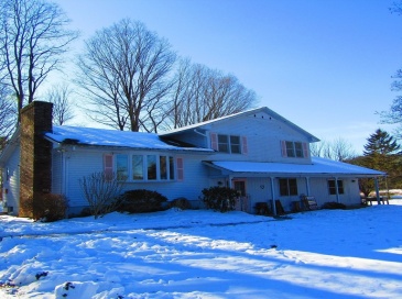 214 Audubon Road, Northampton, Massachusetts, 4 Bedrooms Bedrooms, 10 Rooms Rooms,2 BathroomsBathrooms,Residential,For Sale,Audubon Road,73462479