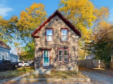 11 Central Street, Merrimac, Massachusetts, 3 Bedrooms Bedrooms, 6 Rooms Rooms,1 BathroomBathrooms,Residential,For Sale,Central Street,73449552
