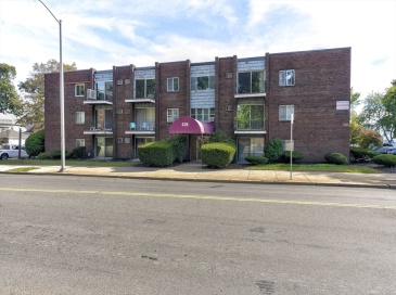426 Pleasant St, Malden, Massachusetts, 2 Bedrooms Bedrooms, 4 Rooms Rooms,1 BathroomBathrooms,Residential,For Sale,Pleasant St,73469779 426 Pleasant St, Malden, Massachusetts, 2 Bedrooms Bedrooms, 4 Rooms Rooms,1 BathroomBathrooms,Residential,For Sale,Pleasant St,73469779