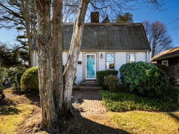 1239 Roseanne St, New Bedford, Massachusetts, 4 Bedrooms Bedrooms, 6 Rooms Rooms,1.5 BathroomsBathrooms,Residential,For Sale,Roseanne St,73469792 1239 Roseanne St, New Bedford, Massachusetts, 4 Bedrooms Bedrooms, 6 Rooms Rooms,1.5 BathroomsBathrooms,Residential,For Sale,Roseanne St,73469792