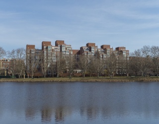 975 Memorial Drive, Cambridge, Massachusetts, 2 Bedrooms Bedrooms, 5 Rooms Rooms,3 BathroomsBathrooms,Residential,For Sale,Memorial Drive,73485344