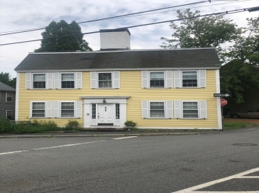 28 Darling St, Marblehead, Massachusetts, 1 Bedroom Bedrooms, 3 Rooms Rooms,1 BathroomBathrooms,Residential Lease,For Rent,Darling St,73485365