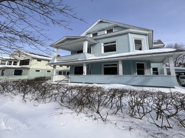 25 Malden St, Springfield, Massachusetts, 4 Bedrooms Bedrooms, 8 Rooms Rooms,1 BathroomBathrooms,Residential Lease,For Rent,Malden St,73485316