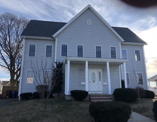 111 Oxford St, Revere, Massachusetts, 3 Bedrooms Bedrooms, 8 Rooms Rooms,2.5 BathroomsBathrooms,Residential Lease,For Rent,Oxford St,73485366