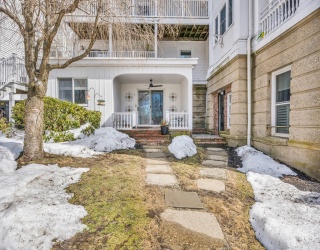 1401 Great Pond Rd, North Andover, Massachusetts, 2 Bedrooms Bedrooms, 5 Rooms Rooms,1.5 BathroomsBathrooms,Residential,For Sale,Great Pond Rd,73485654