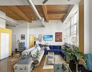 120 Holmes Street, Quincy, Massachusetts, 2 Bedrooms Bedrooms, 5 Rooms Rooms,2 BathroomsBathrooms,Residential Lease,For Rent,Holmes Street,73485363