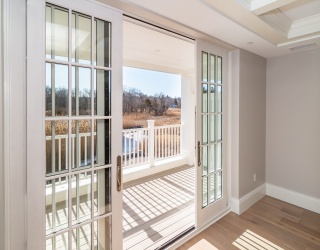 87 Elm Street, Cohasset, Massachusetts, 2 Bedrooms Bedrooms, 4 Rooms Rooms,2.5 BathroomsBathrooms,Residential,For Sale,Elm Street,73485431