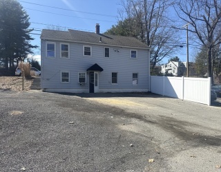 424 Central St, Leominster, Massachusetts, ,Commercial Lease,For Rent,Central St,73485452