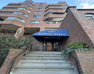 147 Kelton, Boston, Massachusetts, 2 Bedrooms Bedrooms, 2 Rooms Rooms,2 BathroomsBathrooms,Residential,For Sale,Kelton,73485469
