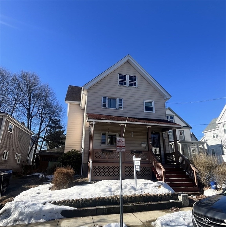 17 Garland Ave, Malden, Massachusetts, 4 Bedrooms Bedrooms, 8 Rooms Rooms,2 BathroomsBathrooms,Residential,For Sale,Garland Ave,73485411