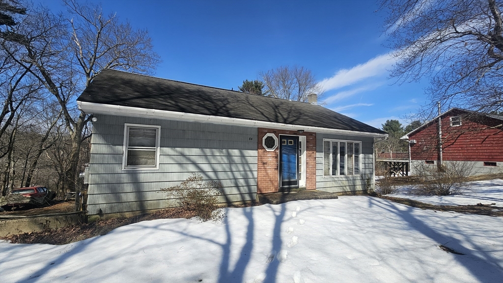 84 Stafford Holland Rd, Wales, Massachusetts, 4 Bedrooms Bedrooms, 7 Rooms Rooms,2.5 BathroomsBathrooms,Residential,For Sale,Stafford Holland Rd,73485578