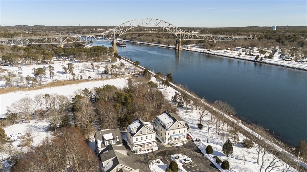 6 Honora Ln, Bourne, Massachusetts, 3 Bedrooms Bedrooms, 5 Rooms Rooms,2.5 BathroomsBathrooms,Residential,For Sale,Honora Ln,73485415