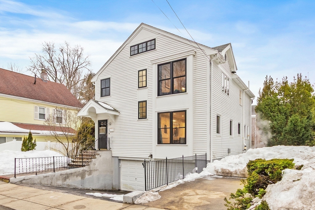60 Agassiz Avenue, Belmont, Massachusetts, 4 Bedrooms Bedrooms, 11 Rooms Rooms,3.5 BathroomsBathrooms,Residential,For Sale,Agassiz Avenue,73485458