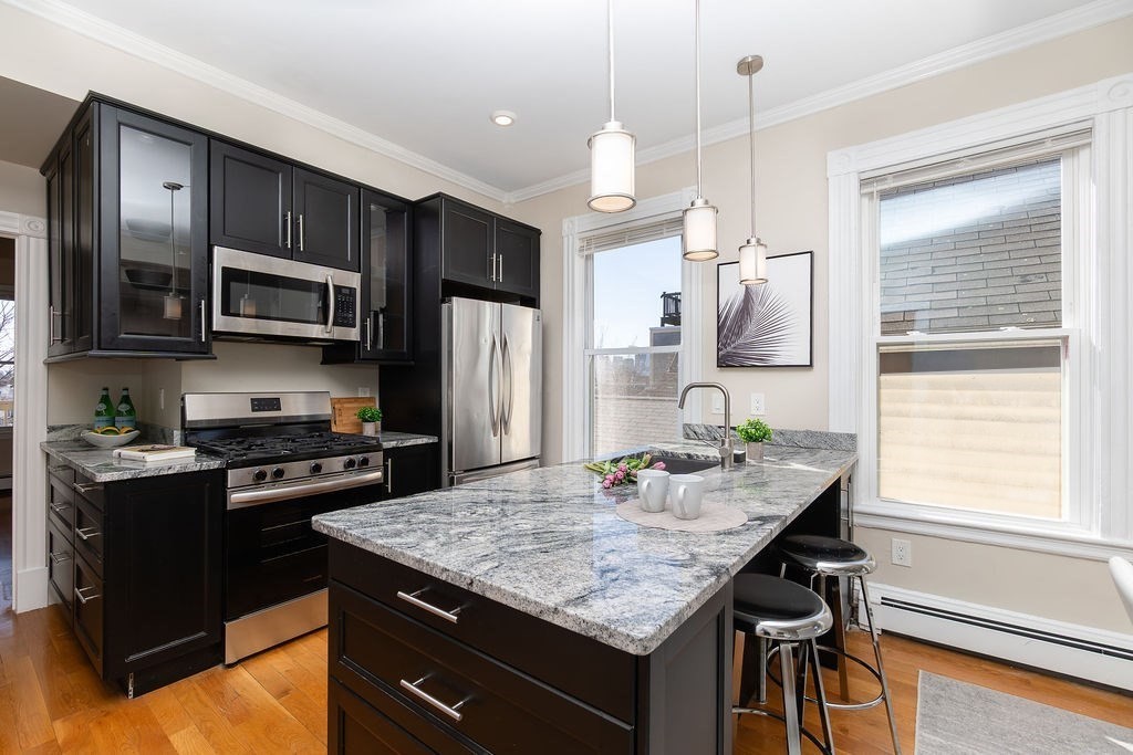 125 Princeton Street, Boston, Massachusetts, 4 Bedrooms Bedrooms, 6 Rooms Rooms,2 BathroomsBathrooms,Residential,For Sale,Princeton Street,73485633