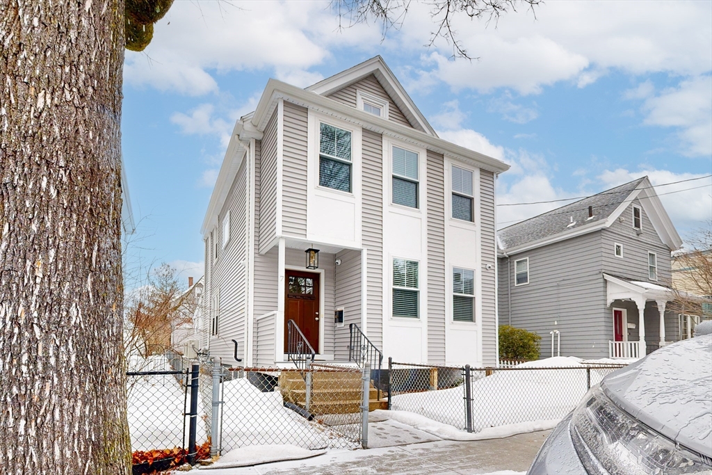 7 Madison Ave, Cambridge, Massachusetts, 3 Bedrooms Bedrooms, 8 Rooms Rooms,3 BathroomsBathrooms,Residential,For Sale,Madison Ave,73485651
