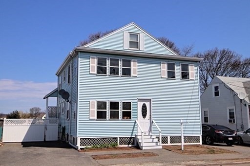 38 Ballard St, Saugus, Massachusetts, 2 Bedrooms Bedrooms, 6 Rooms Rooms,1 BathroomBathrooms,Residential Lease,For Rent,Ballard St,73485711