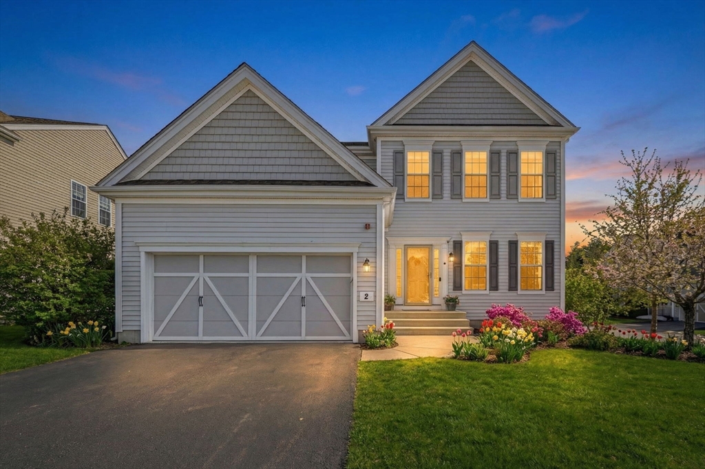 2 Grandview Dr, Hopkinton, Massachusetts, 3 Bedrooms Bedrooms, 8 Rooms Rooms,3.5 BathroomsBathrooms,Residential,For Sale,Grandview Dr,73485760