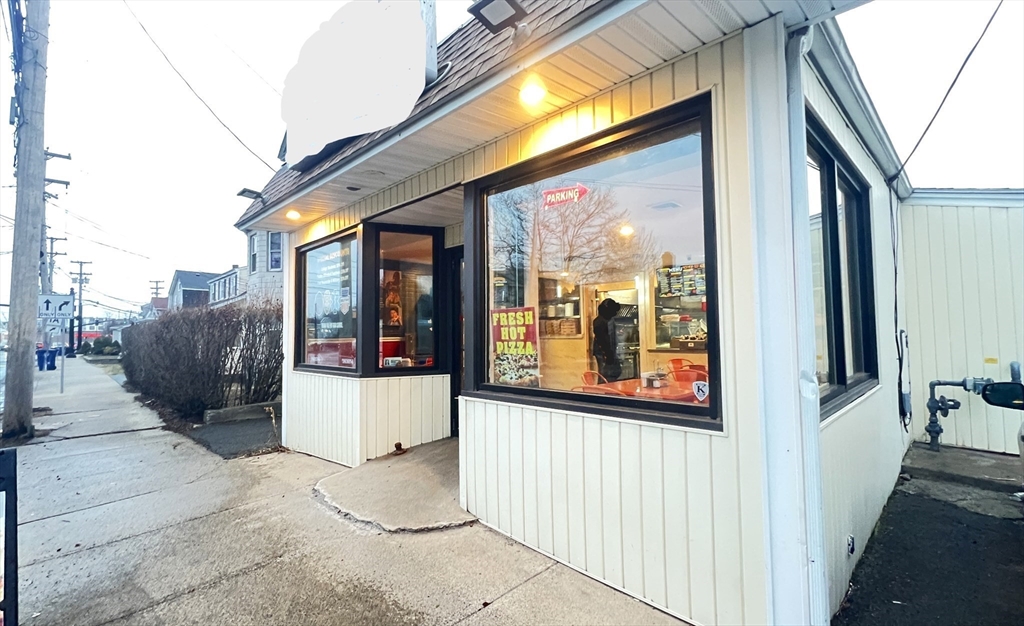 101 Loring Avenue, Salem, Massachusetts, ,Commercial Sale,For Sale,Loring Avenue,73485762