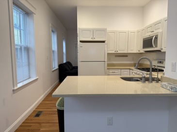 172 Auburn St, Cambridge, Massachusetts, 1 Bedroom Bedrooms, 4 Rooms Rooms,1 BathroomBathrooms,Residential Lease,For Rent,Auburn St,73486017 172 Auburn St, Cambridge, Massachusetts, 1 Bedroom Bedrooms, 4 Rooms Rooms,1 BathroomBathrooms,Residential Lease,For Rent,Auburn St,73486017