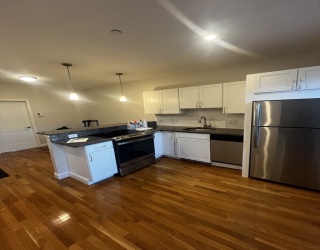 100 Tyler St, Boston, Massachusetts, 2 Bedrooms Bedrooms, 5 Rooms Rooms,1 BathroomBathrooms,Residential Lease,For Rent,Tyler St,73485826