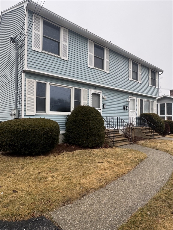 18 Armory St, Southbridge, Massachusetts, 2 Bedrooms Bedrooms, 6 Rooms Rooms,1.5 BathroomsBathrooms,Residential Lease,For Rent,Armory St,73485847