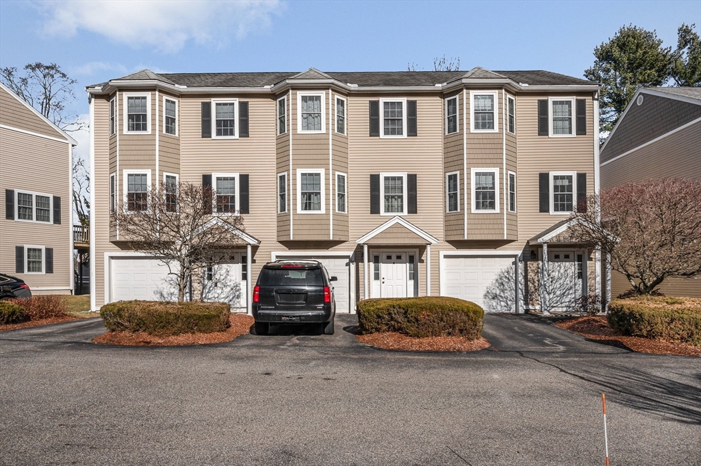 262 Littleton Rd, Chelmsford, Massachusetts, 2 Bedrooms Bedrooms, 5 Rooms Rooms,2 BathroomsBathrooms,Residential Lease,For Rent,Littleton Rd,73485851