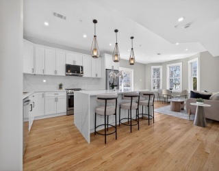 60 Stanley Street, Boston, Massachusetts, 3 Bedrooms Bedrooms, 5 Rooms Rooms,2 BathroomsBathrooms,Residential,For Sale,Stanley Street,73485852