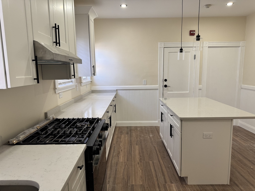 474 Talbot Ave, Boston, Massachusetts, 4 Bedrooms Bedrooms, 6 Rooms Rooms,1 BathroomBathrooms,Residential Lease,For Rent,Talbot Ave,73485882