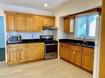 21 Heldun St, Boston, Massachusetts, 2 Bedrooms Bedrooms, 5 Rooms Rooms,1 BathroomBathrooms,Residential Lease,For Rent,Heldun St,73485889 21 Heldun St, Boston, Massachusetts, 2 Bedrooms Bedrooms, 5 Rooms Rooms,1 BathroomBathrooms,Residential Lease,For Rent,Heldun St,73485889