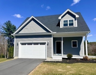 6 Chickadee Way, Upton, Massachusetts, 2 Bedrooms Bedrooms, 6 Rooms Rooms,2.5 BathroomsBathrooms,Residential,For Sale,Chickadee Way,73485932