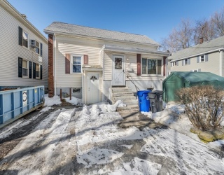 151 Thorndike St, Arlington, Massachusetts, 3 Bedrooms Bedrooms, 5 Rooms Rooms,1 BathroomBathrooms,Residential,For Sale,Thorndike St,73485953