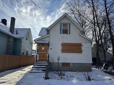 196 Massasoit St, Springfield, Massachusetts, 3 Bedrooms Bedrooms, 7 Rooms Rooms,1 BathroomBathrooms,Residential,For Sale,Massasoit St,73475597