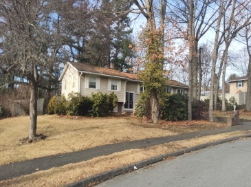 8 Temi Road, Peabody, Massachusetts, 5 Bedrooms Bedrooms, 10 Rooms Rooms,2 BathroomsBathrooms,Residential,For Sale,Temi Road,73468780