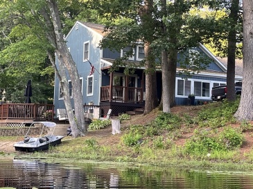 1 Mill Terrace, Middleton, Massachusetts, 3 Bedrooms Bedrooms, 6 Rooms Rooms,1 BathroomBathrooms,Residential,For Sale,Mill Terrace,73447678