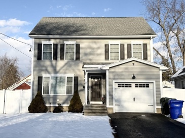173 Russell St, Springfield, Massachusetts, 3 Bedrooms Bedrooms, 6 Rooms Rooms,2 BathroomsBathrooms,Residential,For Sale,Russell St,73471266