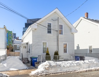 3 Linden St, Somerville, Massachusetts, 6 Bedrooms Bedrooms, 11 Rooms Rooms,2 BathroomsBathrooms,Residential Income,For Sale,Linden St,73486053