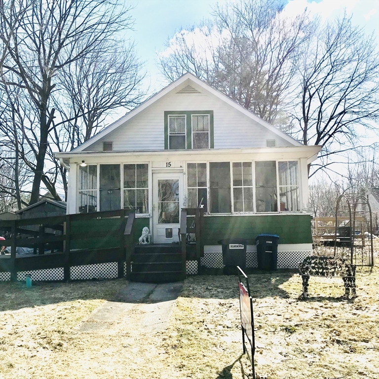 15 Orlando Ave, Pittsfield, Massachusetts, 3 Bedrooms Bedrooms, 7 Rooms Rooms,2 BathroomsBathrooms,Residential,For Sale,Orlando Ave,73462039