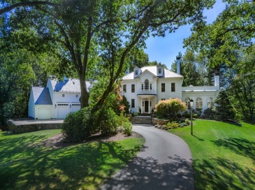 32 Sears Road, Southborough, Massachusetts, 5 Bedrooms Bedrooms, 18 Rooms Rooms,6 BathroomsBathrooms,Residential,For Sale,Sears Road,73486050 32 Sears Road, Southborough, Massachusetts, 5 Bedrooms Bedrooms, 18 Rooms Rooms,6 BathroomsBathrooms,Residential,For Sale,Sears Road,73486050