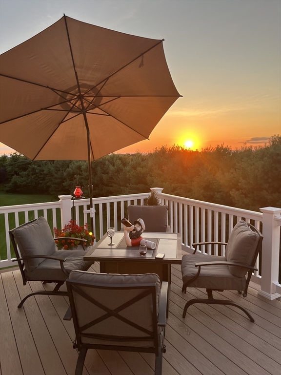 2205 Boston Road, Wilbraham, Massachusetts, 2 Bedrooms Bedrooms, 5 Rooms Rooms,2 BathroomsBathrooms,Residential,For Sale,Boston Road,73486072