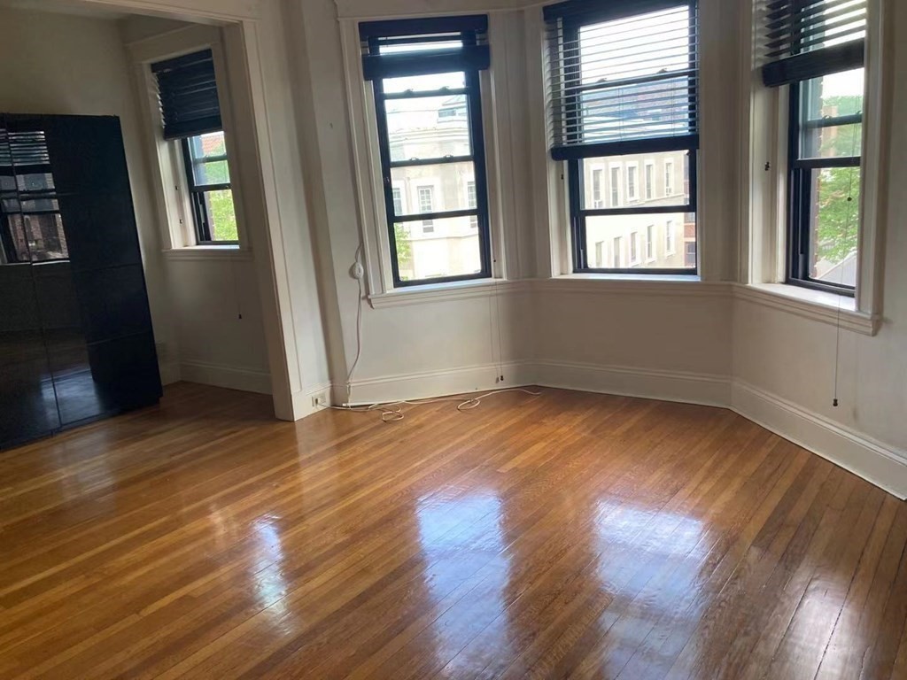 43 Glenville, Boston, Massachusetts, 2 Rooms Rooms,1 BathroomBathrooms,Residential Lease,For Rent,Glenville,73486115