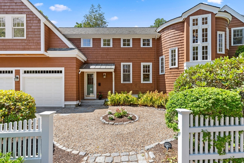 2380 Massachusetts Ave, Lexington, Massachusetts, 6 Bedrooms Bedrooms, 16 Rooms Rooms,3.5 BathroomsBathrooms,Residential,For Sale,Massachusetts Ave,73486129