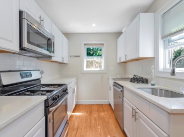 4 School St, Boston, Massachusetts, 4 Bedrooms Bedrooms, 6 Rooms Rooms,3 BathroomsBathrooms,Residential Lease,For Rent,School St,73486173