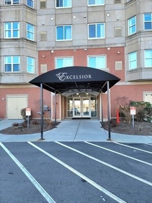 1 Cityview Ln, Quincy, Massachusetts, 2 Bedrooms Bedrooms, 4 Rooms Rooms,2 BathroomsBathrooms,Residential Lease,For Rent,Cityview Ln,73486310