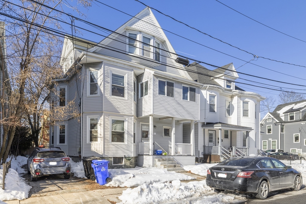 63 Coolidge Rd, Boston, Massachusetts, 7 Bedrooms Bedrooms, 15 Rooms Rooms,4 BathroomsBathrooms,Residential Income,For Sale,Coolidge Rd,73486324