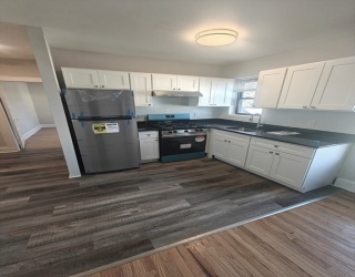 8 Langmaid Ave, Somerville, Massachusetts, 1 Bedroom Bedrooms, 3 Rooms Rooms,1 BathroomBathrooms,Residential Lease,For Rent,Langmaid Ave,73486330