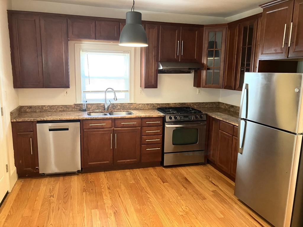 80 Granger Street, Boston, Massachusetts, 1 Bedroom Bedrooms, 3 Rooms Rooms,1 BathroomBathrooms,Residential Lease,For Rent,Granger Street,73481783