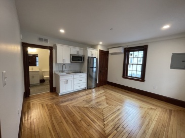 41 Summer St, Leominster, Massachusetts, 1 Room Rooms,1 BathroomBathrooms,Residential Lease,For Rent,Summer St,73486376