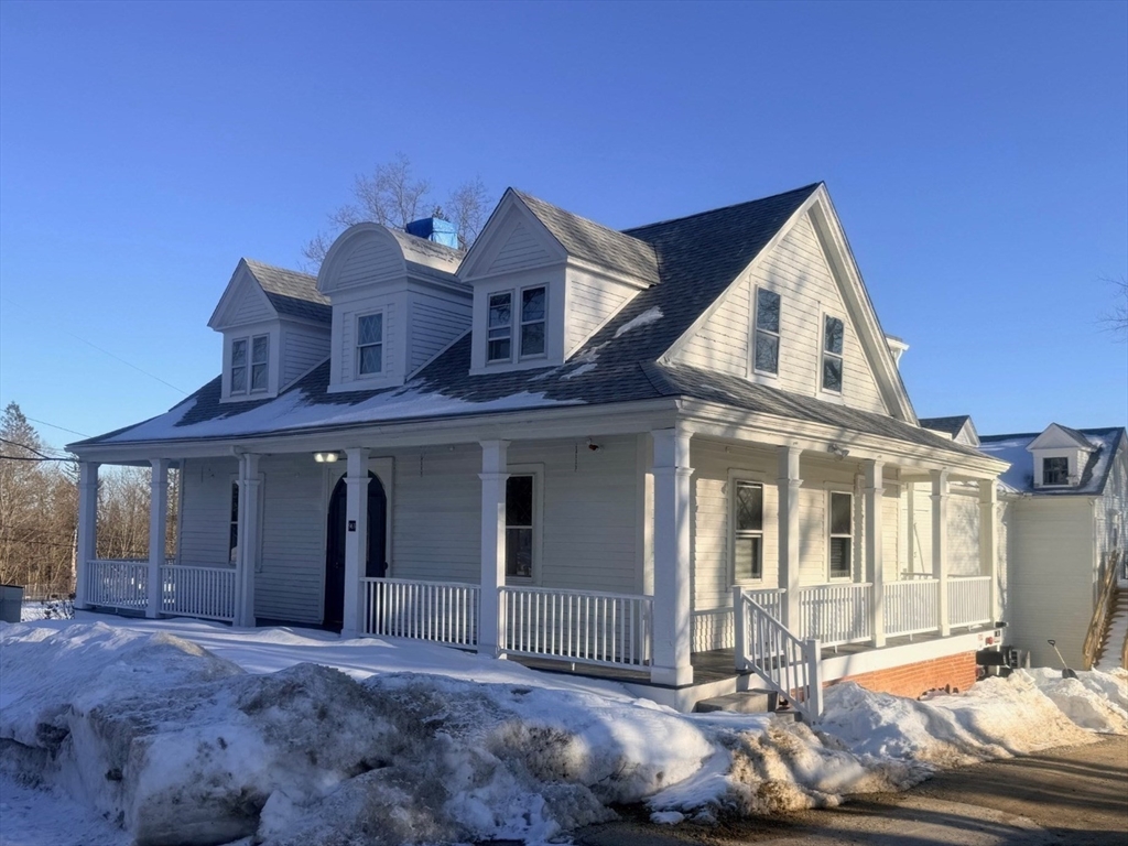 963 Main St, Leicester, Massachusetts, 6 Bedrooms Bedrooms, 19 Rooms Rooms,4 BathroomsBathrooms,Residential Income,For Sale,Main St,73486419