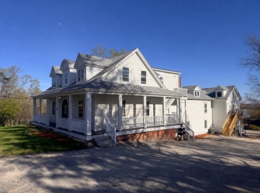 963 Main St, Leicester, Massachusetts, 6 Bedrooms Bedrooms, 19 Rooms Rooms,4 BathroomsBathrooms,Residential Income,For Sale,Main St,73486419